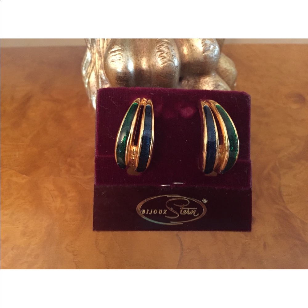 Clip on earrings